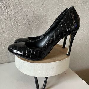 Joey Black Heels Size 10 M